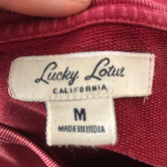 Lucky Lotus California Sz M Cotton Embroidered Lace Trim Knit Red Top - Picture 5 of 9